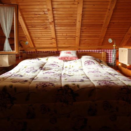 B&B Le Corone - Chalet Nel Bosco Cavalo Ngoại thất bức ảnh